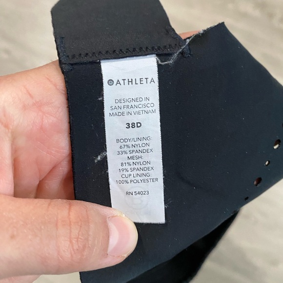 Athleta Phenomena Bra High Impact‎ Color Black Size 38D #657806 - Picture 5 of 7